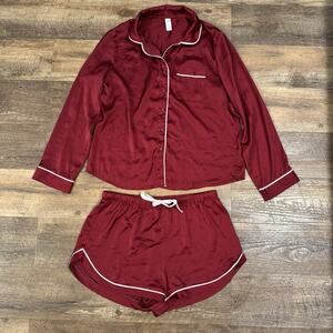 Stars Above Red Satin Long Sleeve Top Shorts Pajama Set Elegant Christmas Small